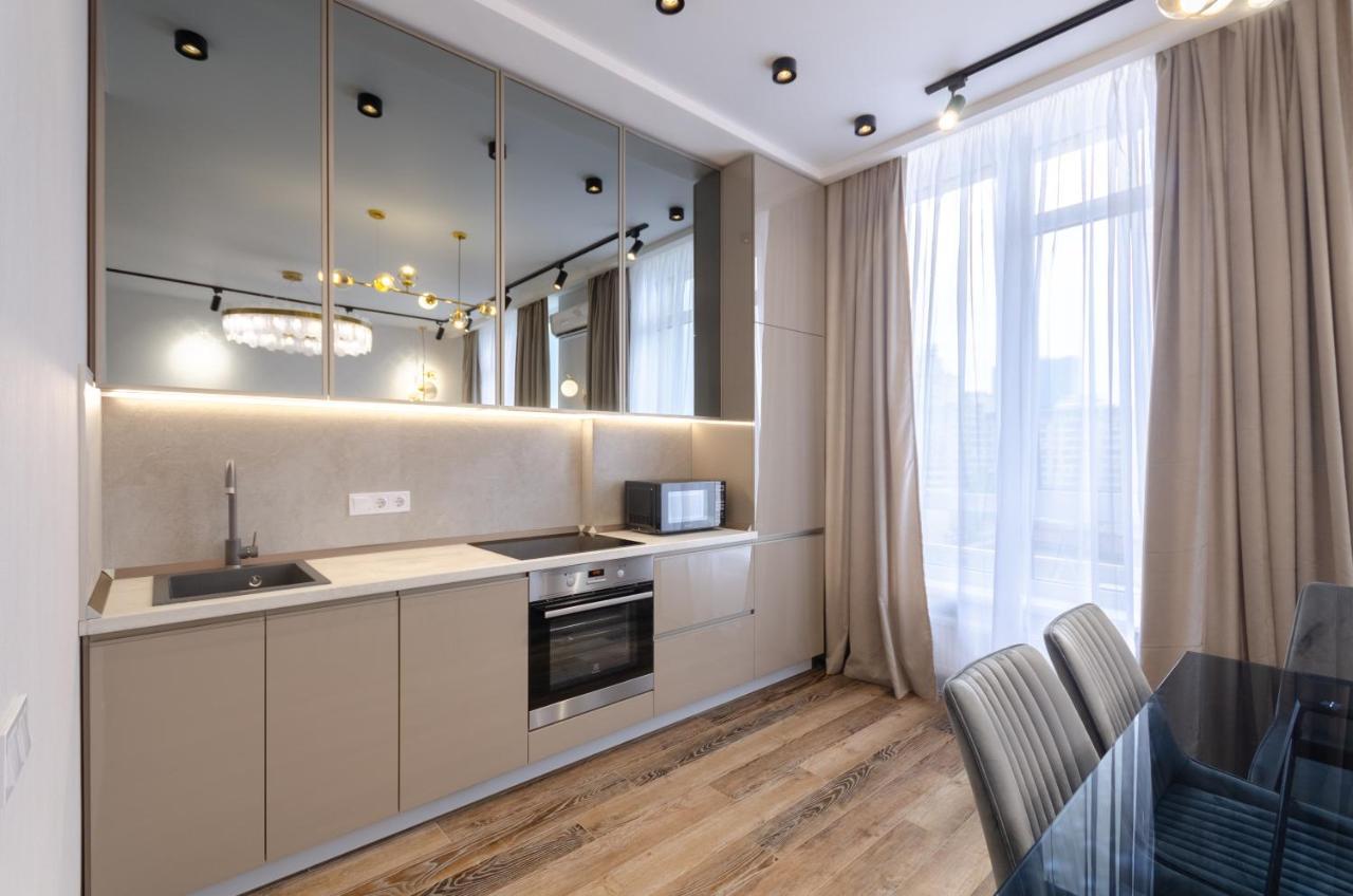 Petrovdom Ж38 In Luxury Apartments At 68 Zhylyanska Street,38 Perlyna Κίεβο Εξωτερικό φωτογραφία